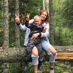 Meet your Posher, Dalea-dee